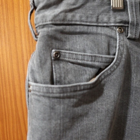 Duluth Trading Co Flex Ballroom Jean's Light Gray Wash Denim Jean's 40 x 30 - Picture 8 of 16